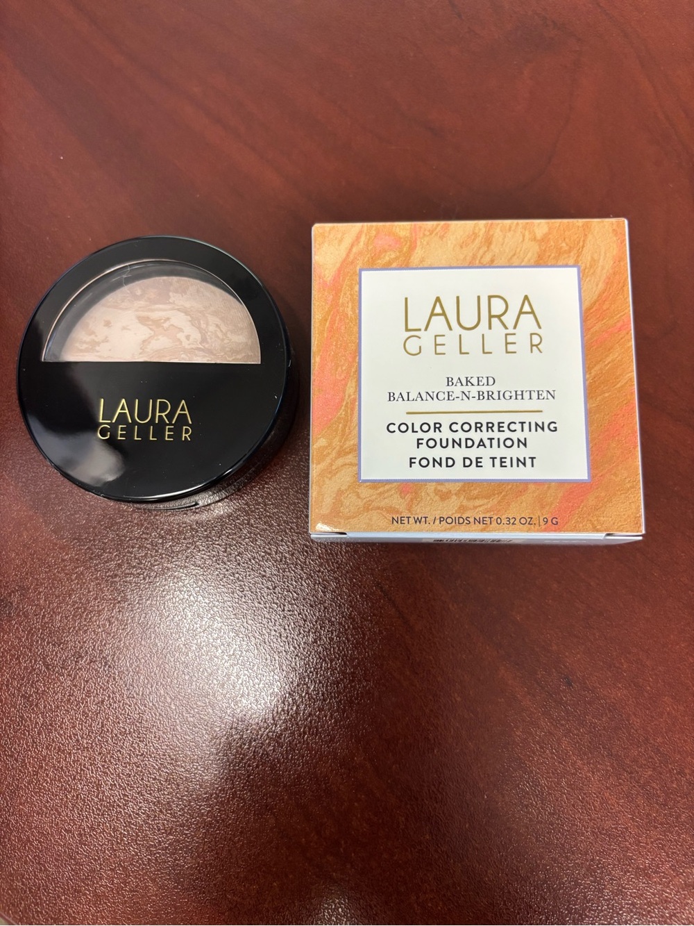 Laura Geller Baked Balance-N-Brighten Foundation Porcelain 0.32 oz / 9g